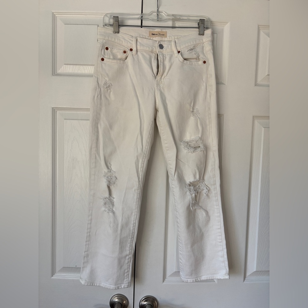 NWOT Gap Slim Crop Distressed Jeans, Size 27